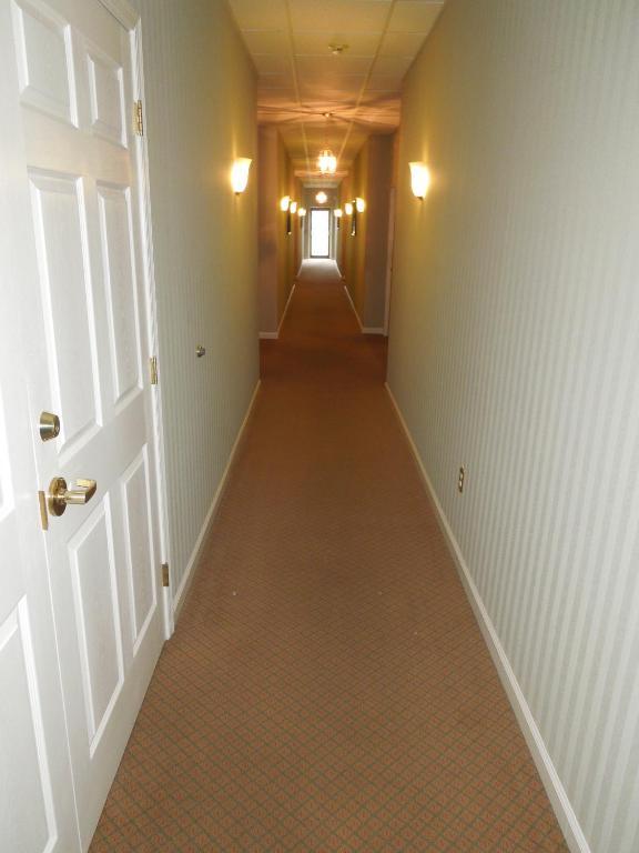 Bridges Guest Quarters Hotel Abbottstown Bagian luar foto